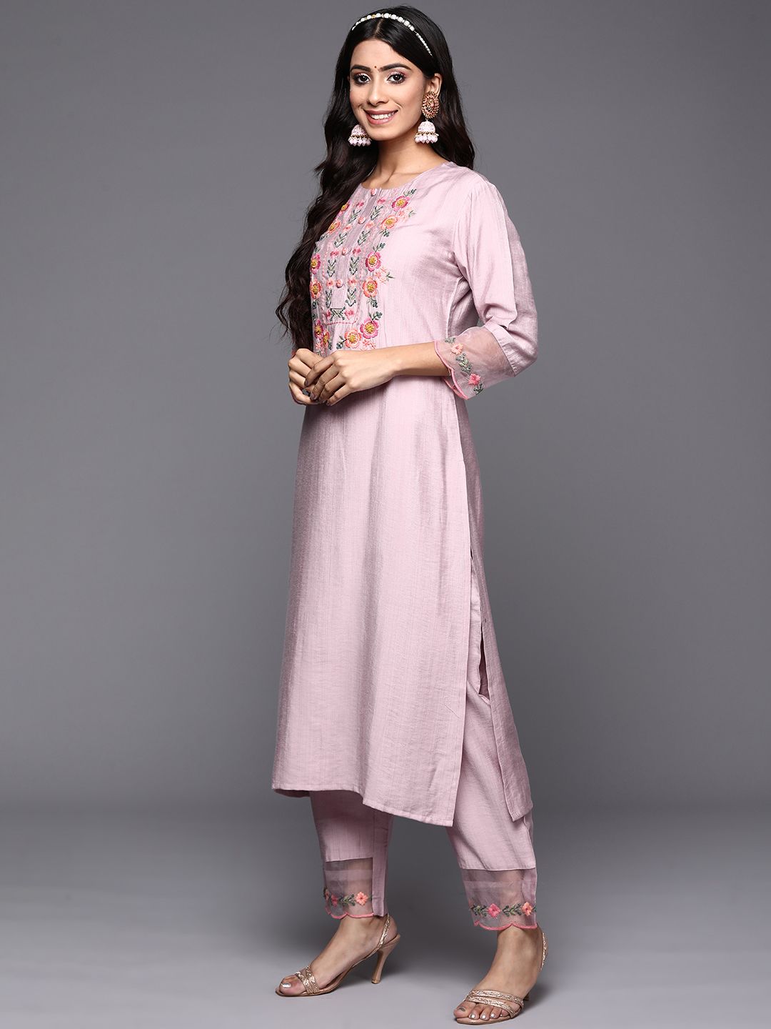 Dhiyona IE Women Lavender Floral Yoke Design Thread Work Kurta with Trousers & With Dupatta