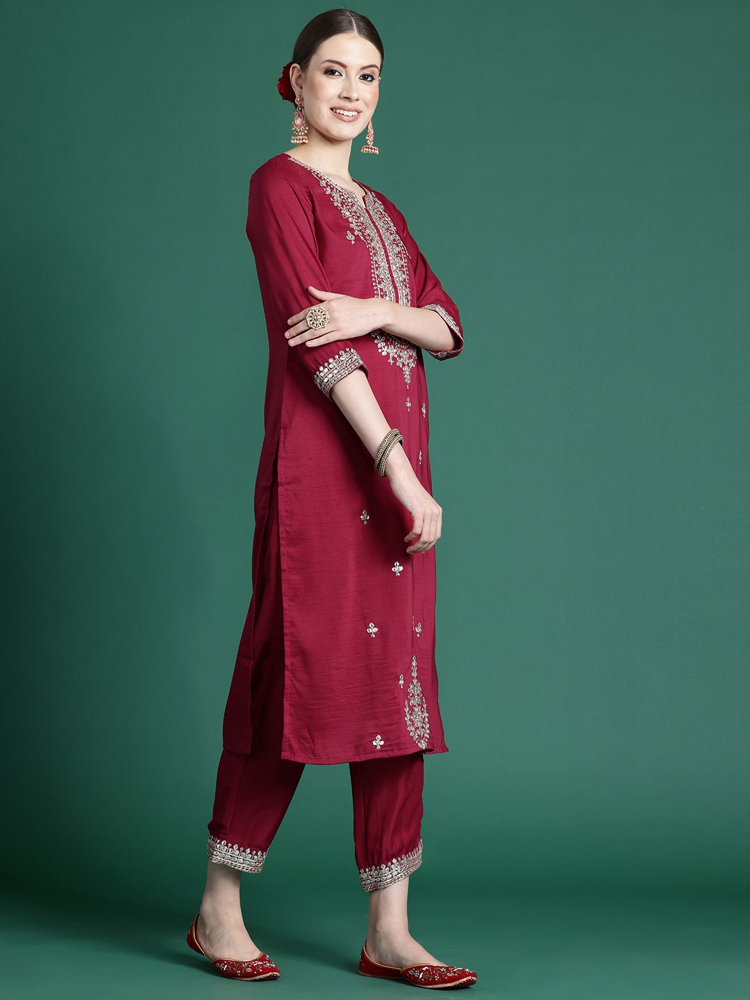 Indyancart IE Ethnic Motifs Embroidered Gotta Patti Kurta With Trousers & Dupatta
