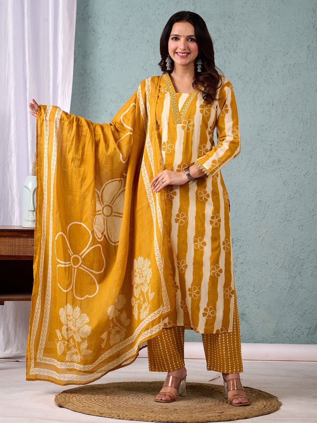 Dhiyona VA Women's Striped Regular Pure Cotton Kurta with Trousers & With Dupatta