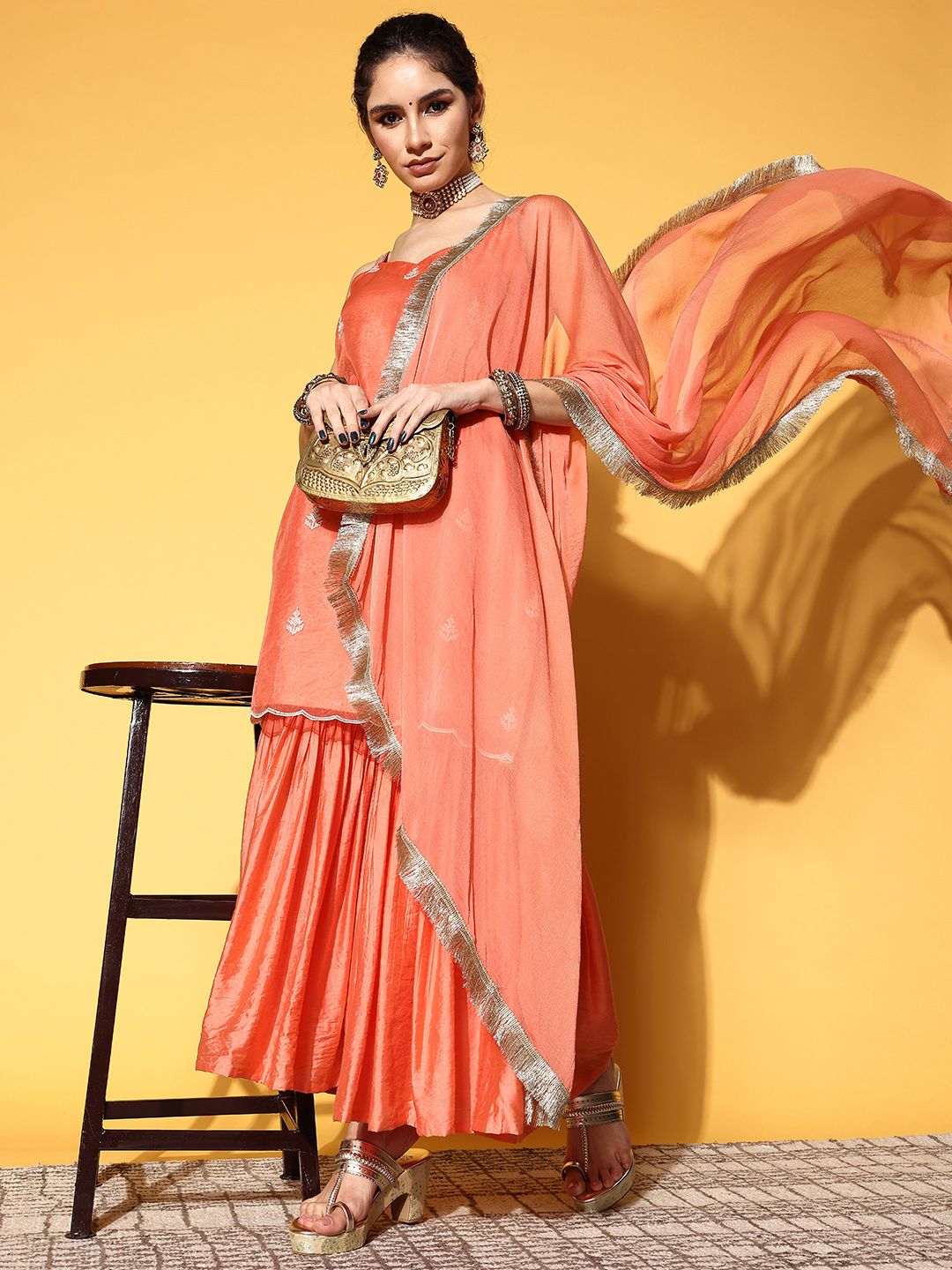 Indyancart VA Women Ethnic Motifs Organza Spaghetti Straps Kurta Set