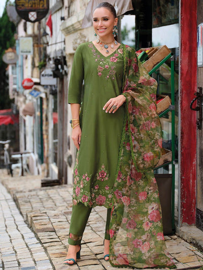 Indyancart IE Floral Embroidered V-Neck Thread Work Liva Straight Kurta & Trousers With Dupatta