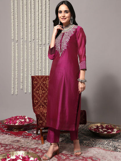 Indyancart VA Women'sFloral Yoke Design Thread Work Detail Straight Kurta & Trousers With Dupatta