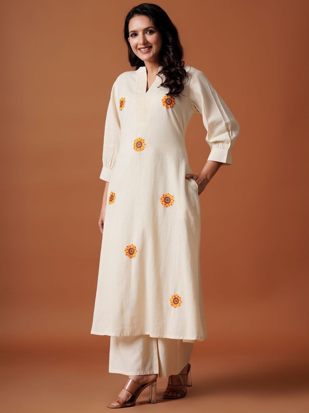 Indyancart IE Embroidered Mandarin Collar Pure Cotton A-Line Top With Trousers