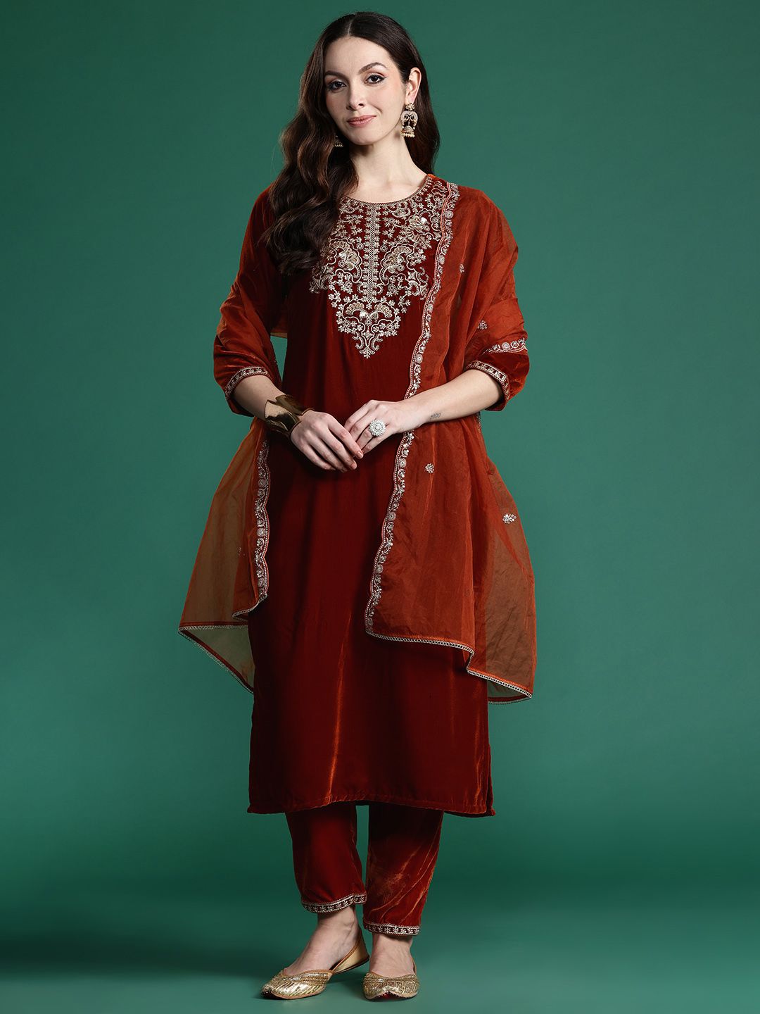 Indyancart IE Floral Embroidered Velvet Kurta with Trousers & With Dupatta