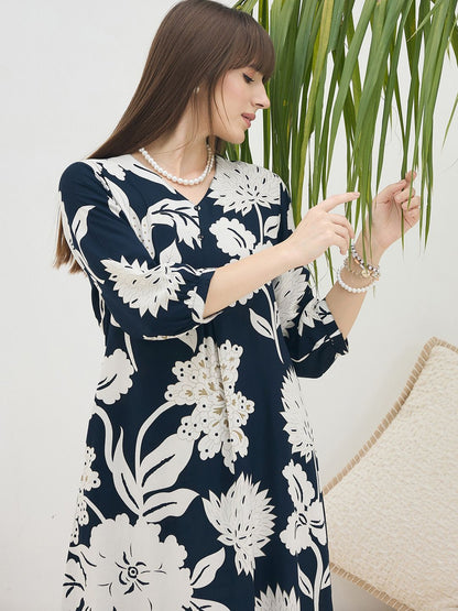 Women Floral Printed Regular Kurta with Trousers