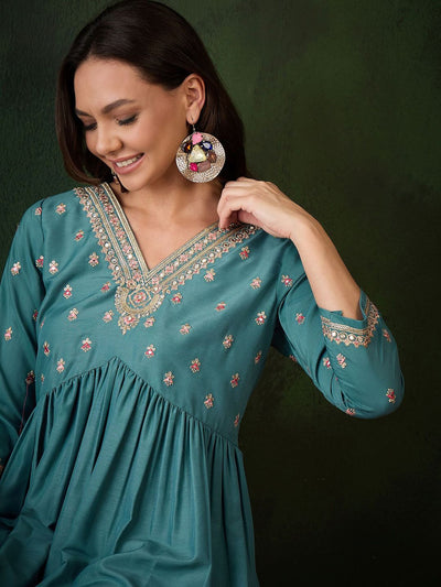 Indyancart SN Women's Floral Yoke Design V-Neck Thread Work Empire Anarkali Kurta With Trousers