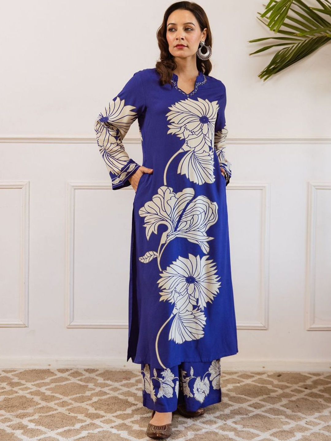 Women Floral Printed Kurta with Palazzo