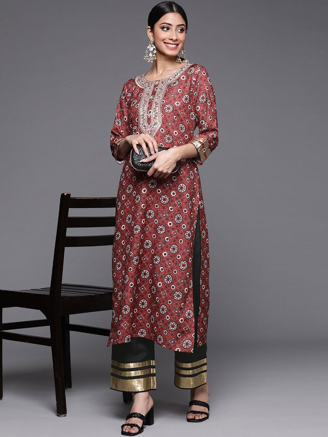 Indyancart VA Women'sEthnic Motifs Printed Kurta with Palazzos