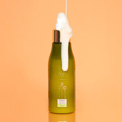The Earth Collective Hair Moisturizer - Hydrating Leave On Hair Serum With Goji Berries & Oats