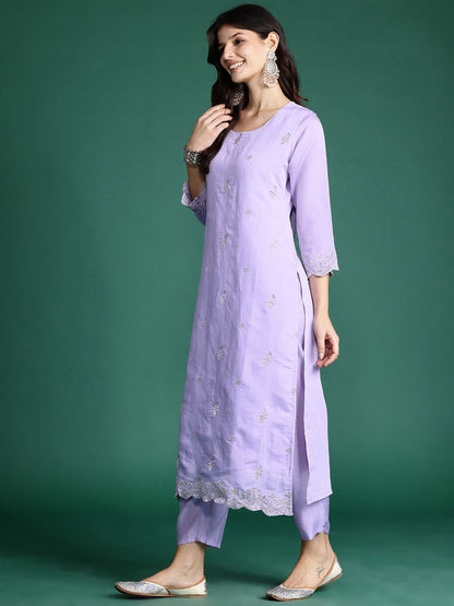 Indyancart IE Floral Embroidered Kurta with Trousers & With Dupatta