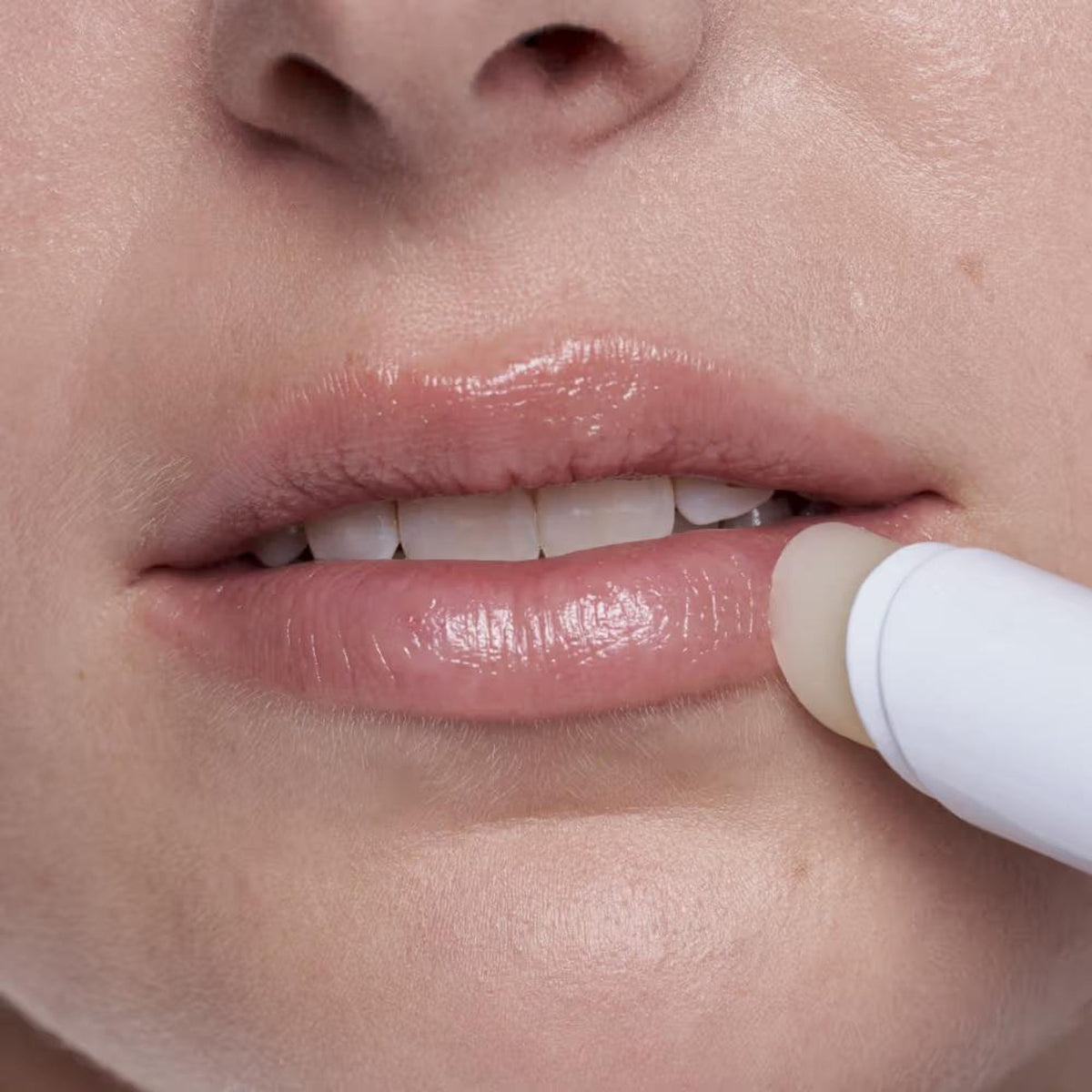 Uriage Xemose Lip Balm Shea Butter Vitamin C Dermat Recommended for Very Dry Sensitive Chapped Lips