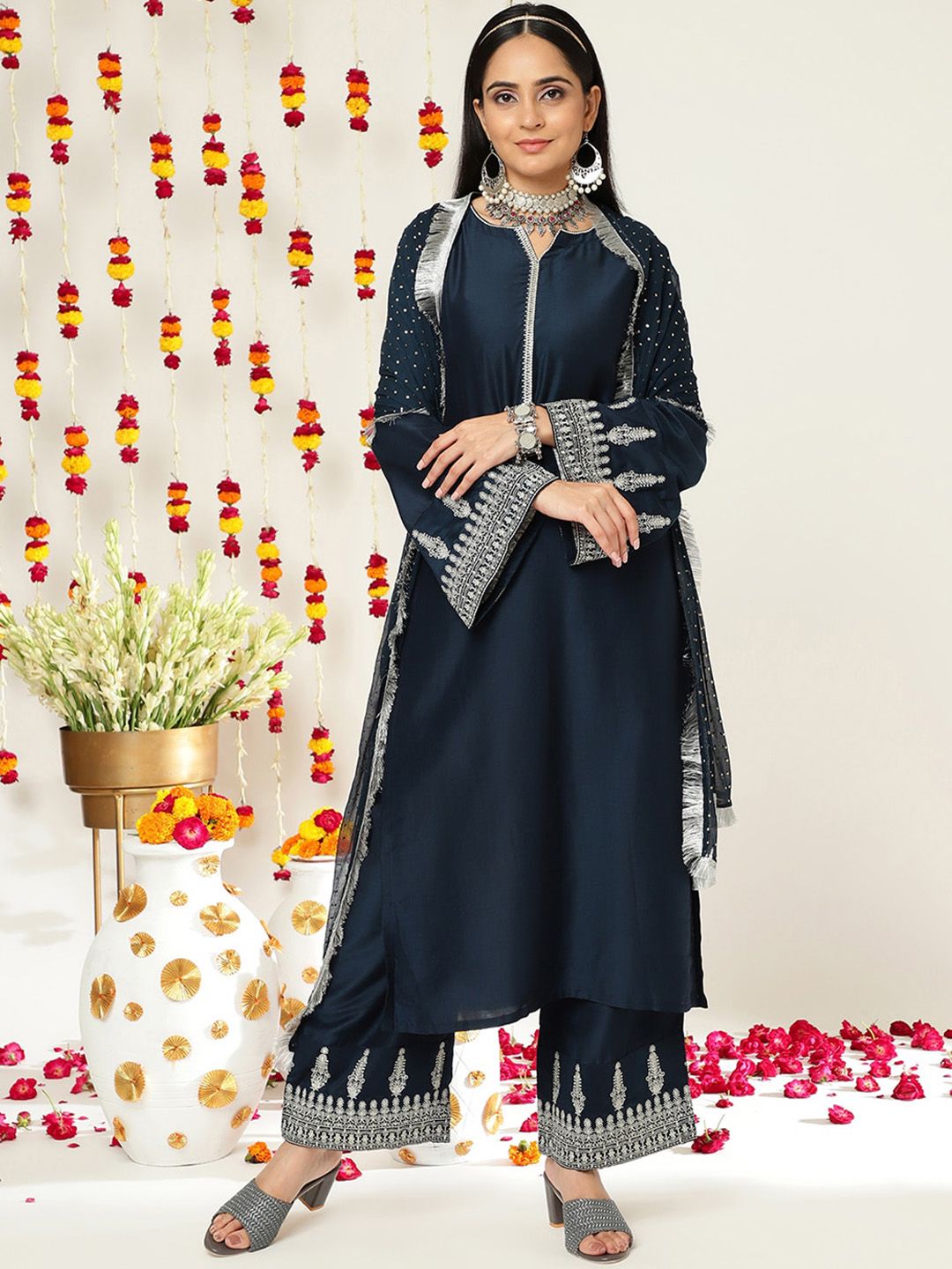 Indyancart VA Women'sEthnic Motifs Zari Embroidered Regular Kurta With Trousers & With Dupatta