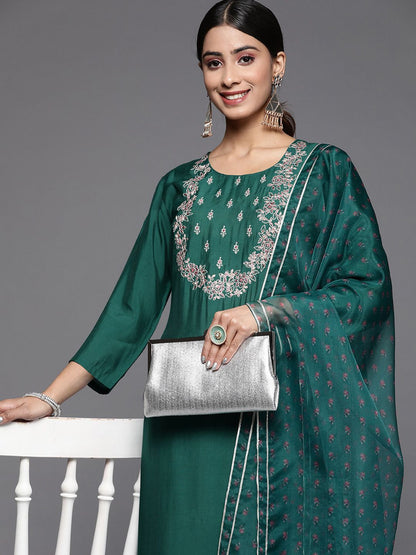 Indyancart VA Women's Ethnic Motifs Embroidered Sequinned Kurta Set