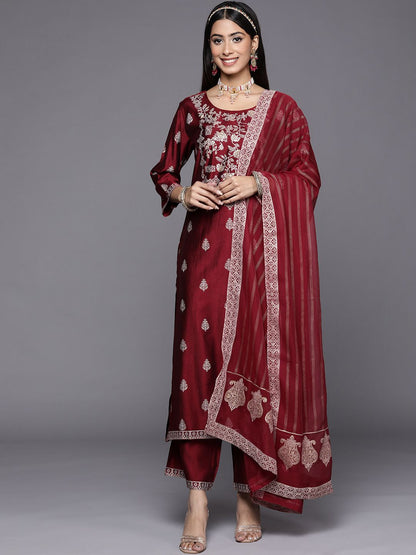 Indyancart IE Women Maroon & Golden Ethnic Motifs Printed Liva Kurta with Palazzos & Dupatta