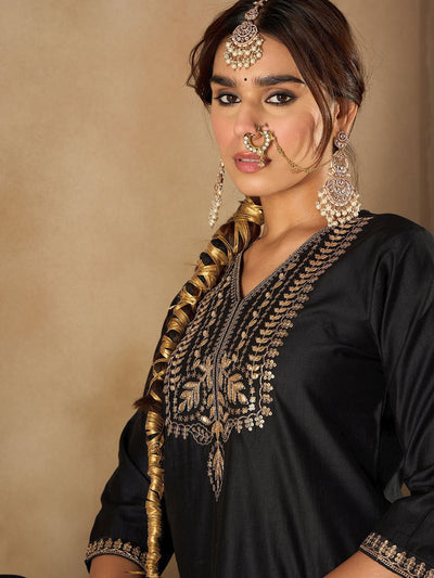 Indyancart IE Women Ethnic Motifs Embroidered Regular Liva Kurta with Sharara & With Dupatta