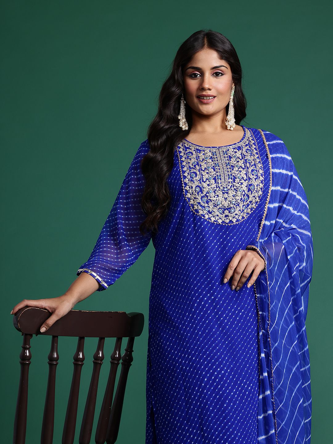 Indyancart IE Plus Size Leheriya Printed Zari Kurta with Trousers & Dupatta