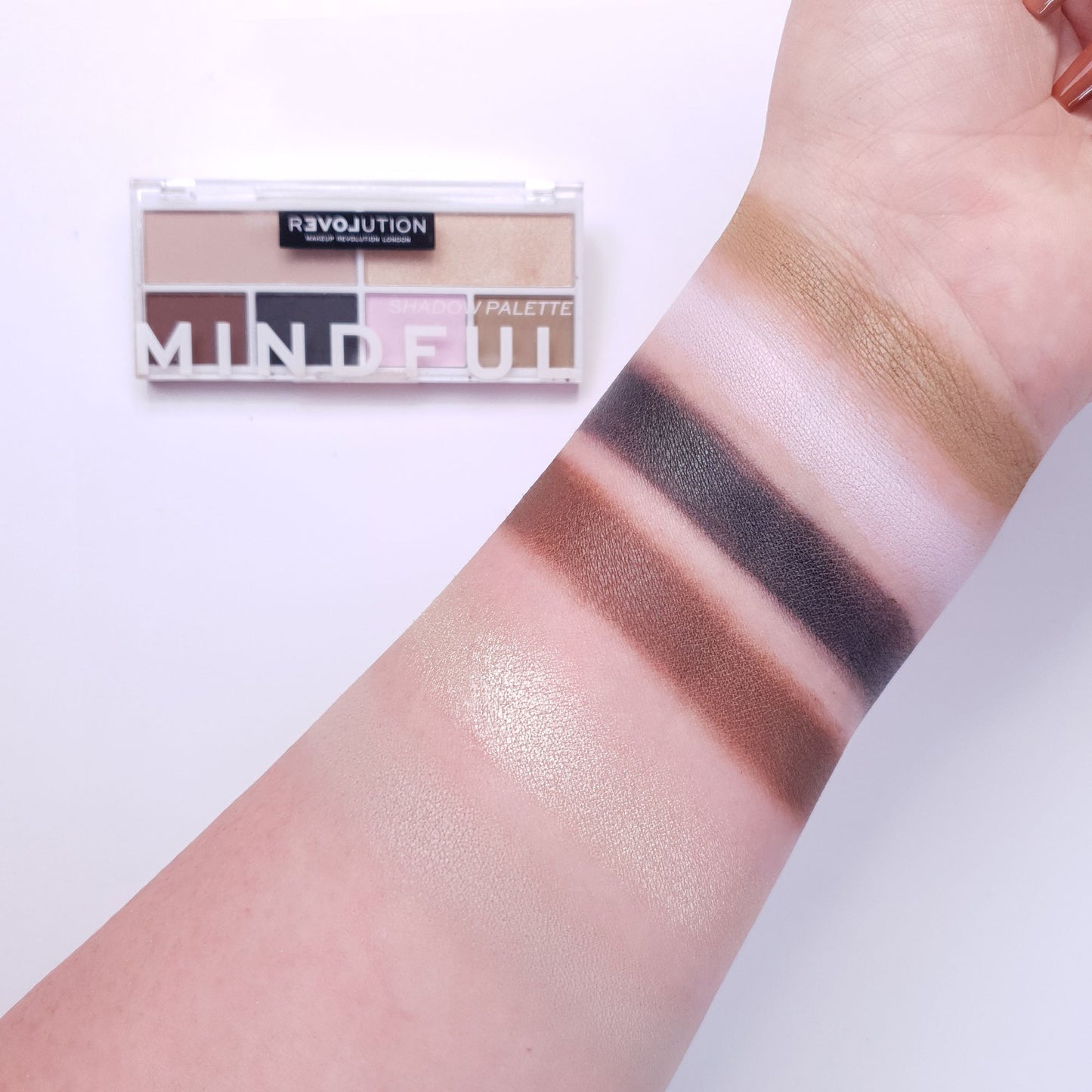Makeup Revolution Relove Colour Play Eyeshadow Palette - Mindful Palette