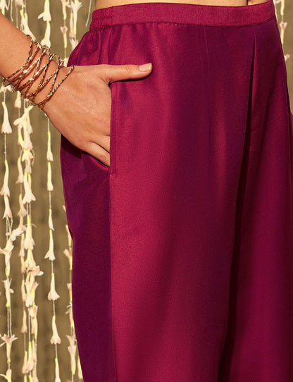 Indyancart IE Magenta Ethnic Motifs Embroidered Straight Kurta & Trouser With Dupatta