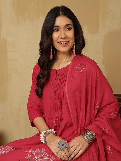 Indyancart SN Women's Printed Straight Kurta With Trousers & Dupatta