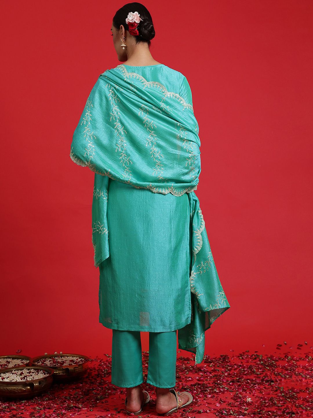 Indyancart IE Ethnic Motifs Yoke Design Regular Kurta with Trousers & With Dupatta