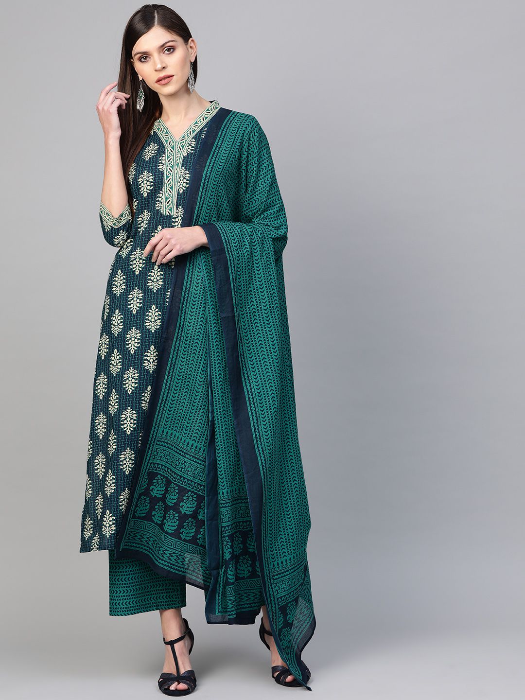 Dhiyona IE Women Navy Blue & Green Printed Kurta with Palazzos & Dupatta