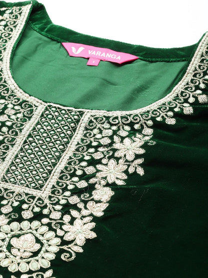 Indyancart VA Women'sWinter floral Zari Embroidered Velvet Kurta Set with Dupatta.