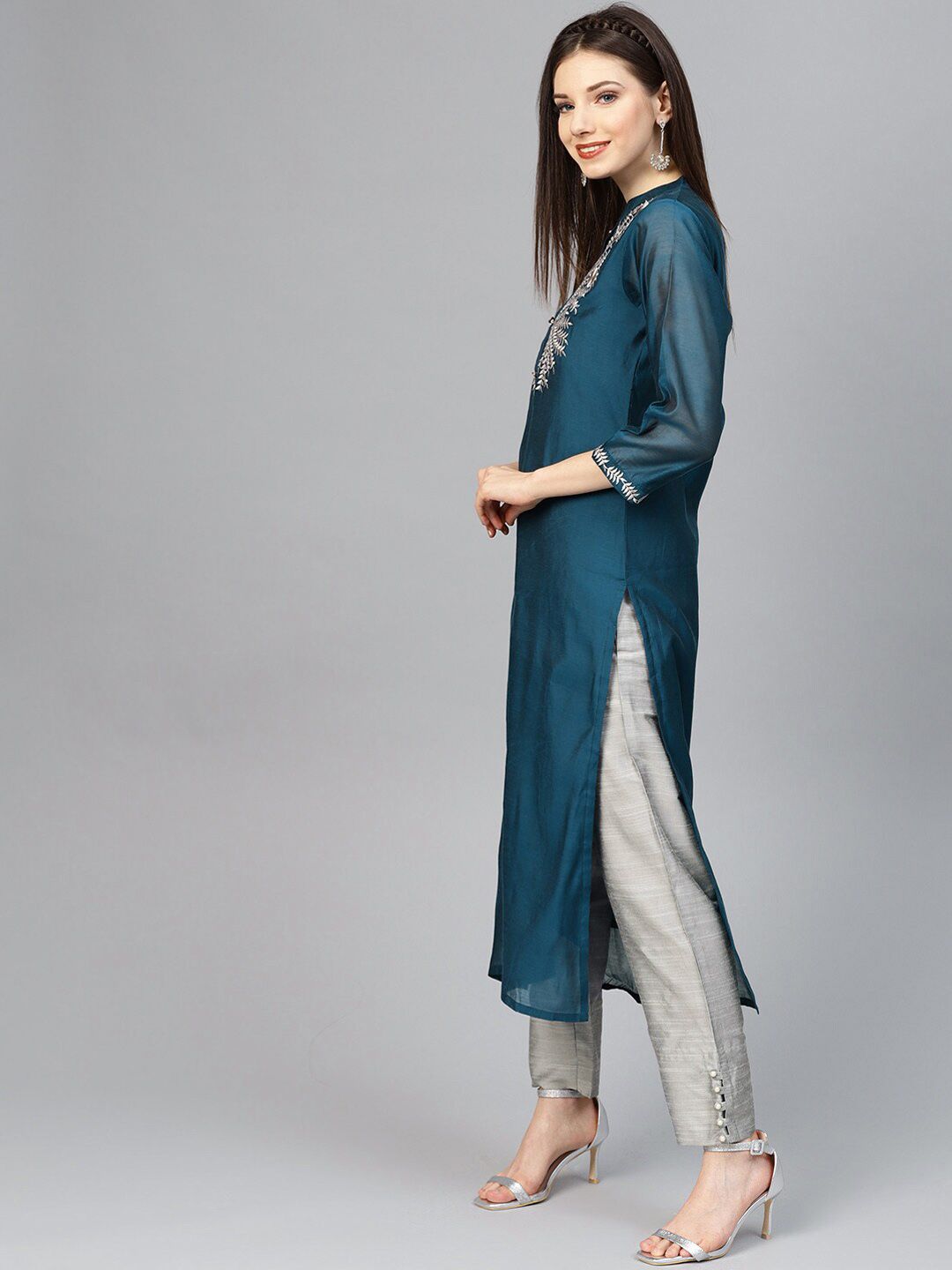 Indyancart VA Women's Navy Blue Floral Embroidered Regular Kurta with Trousers