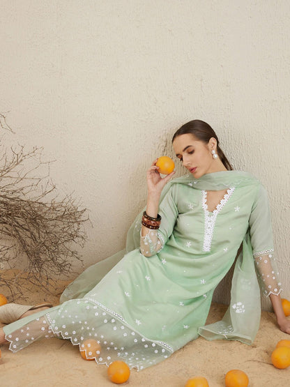 Indyancart IE Floral Embroidered Regular Thread Work Kurta with Trousers & Dupatta