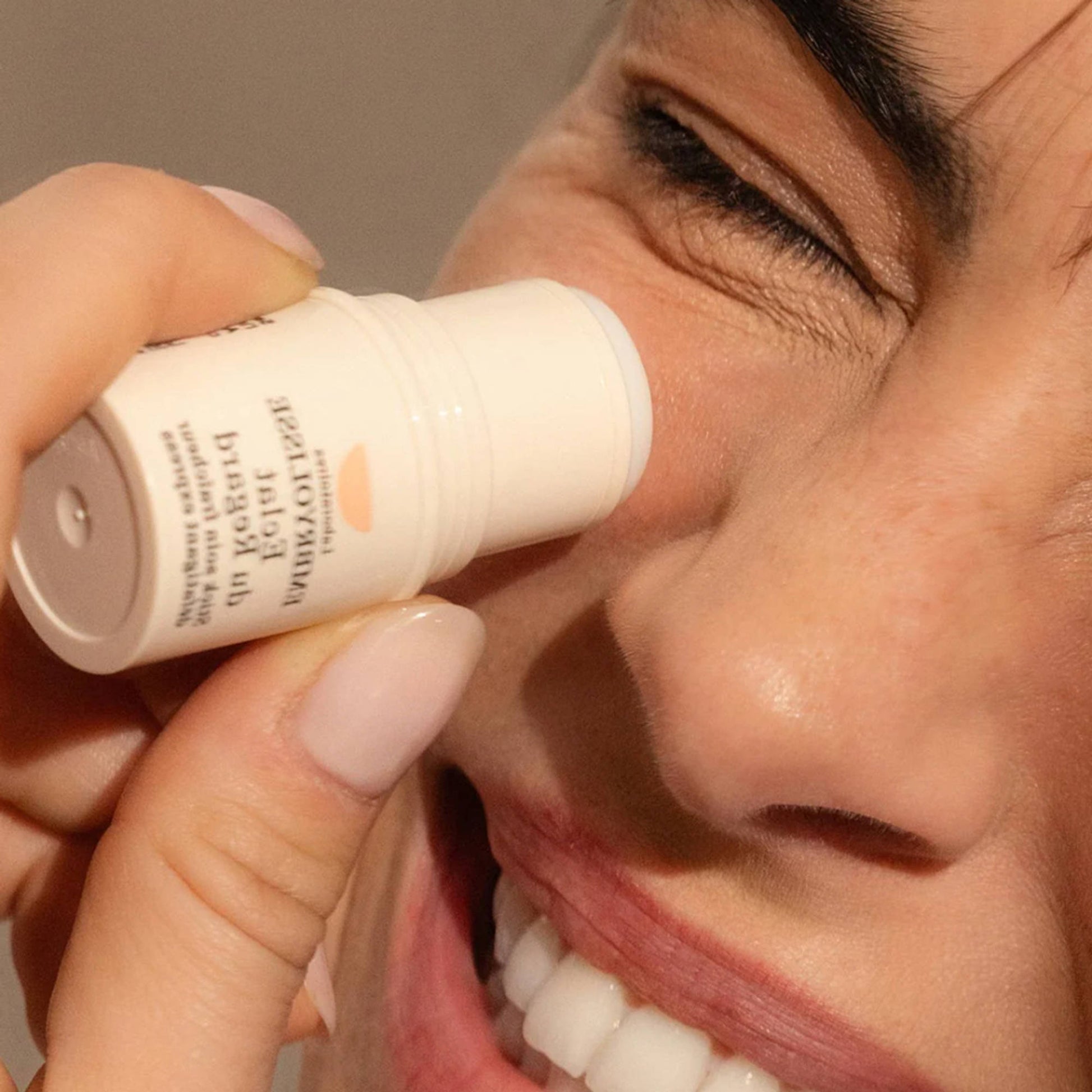 Embryolisse Radiant Cooling Eye Stick To De-Puff & Brighten Tired Eyes