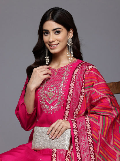 Indyancart VA Women'sEthnic Motifs Yoke Design Gotta Patti Kurta With Trousers & Dupatta