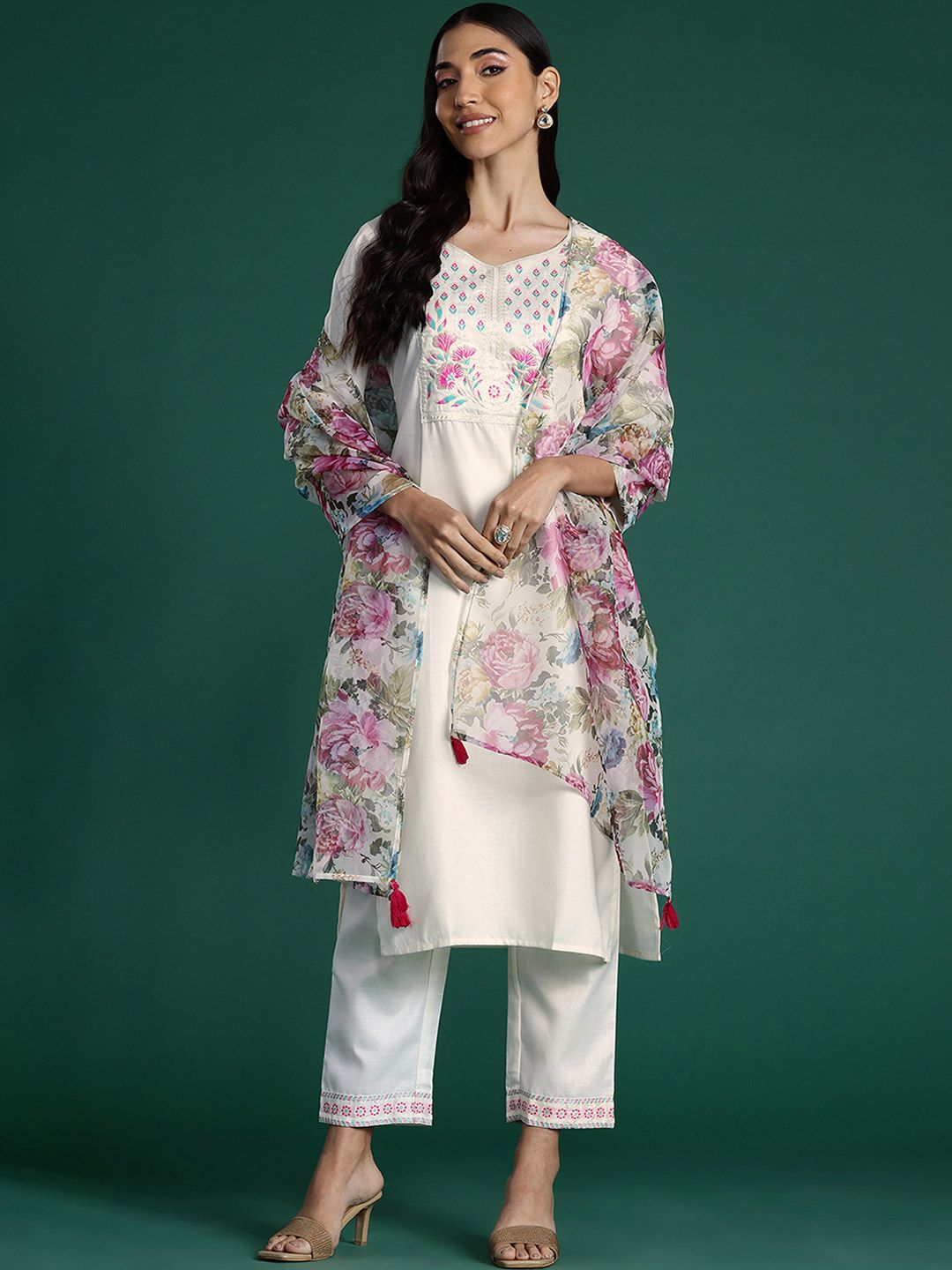 Indyancart IE Women Floral Yoke Design Regular Thread Work Pure Cotton Kurta with Trousers & With Dupatta