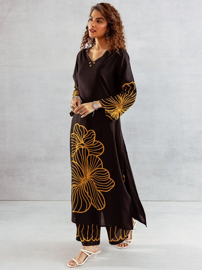 Indyancart SN Women's Floral Printed V Neck Kurta With Palazzos