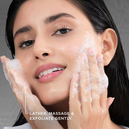 Ponds Bright Miracle Detox Face Wash with activated charcoal for deep cleaning and glowing skin, shown in a 5L bottle.