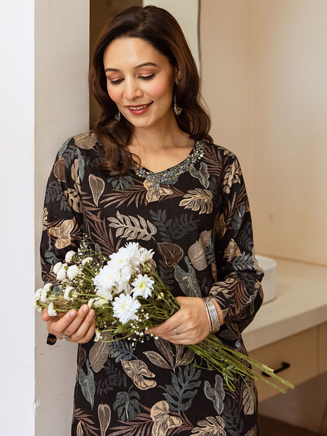 Indyancart SN Women's Floral Printed A-Line Kurta with Palazzo