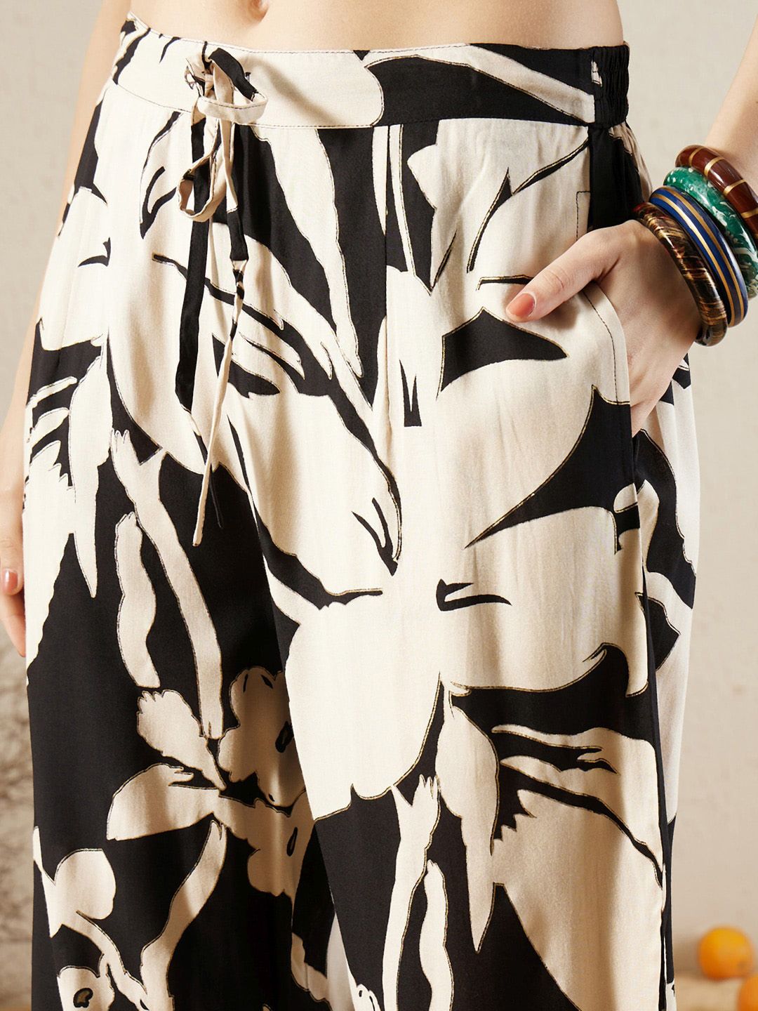 Dhiyona IE Floral Printed Regular Sequinned Kurta with Trousers