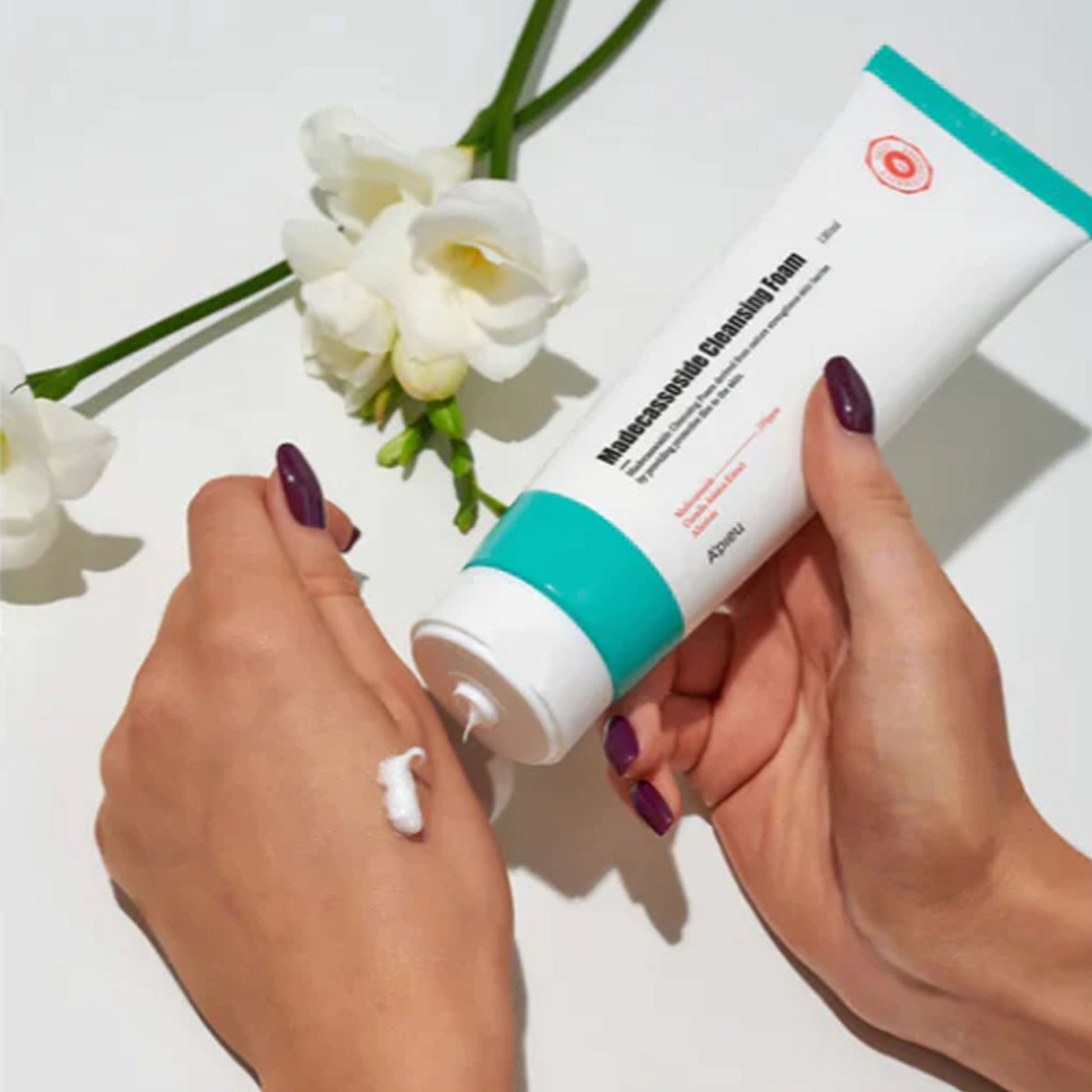 Apieu Madecassoside Cleansing Foam