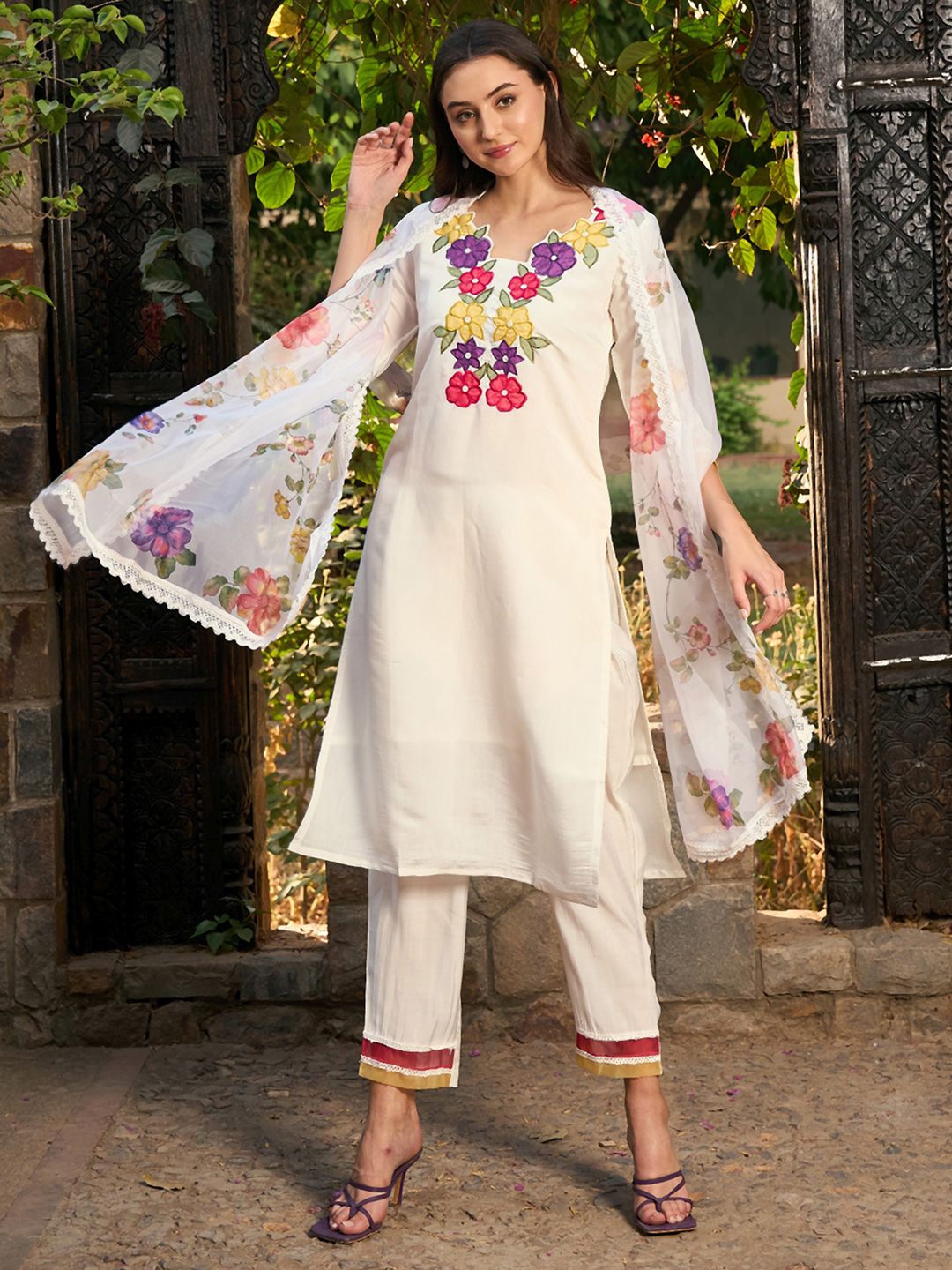 Floral Embroidered Patchwork Straight Kurta With Trousers & Dupatta