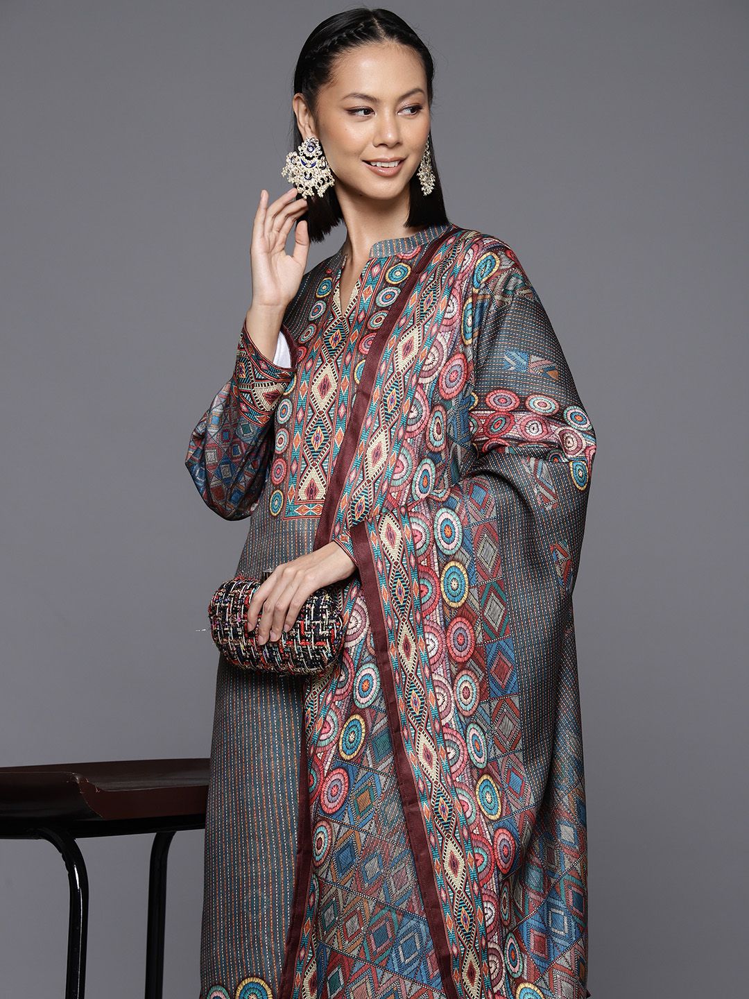 Indyancart VA Women's Winter Abstract Printed Wool Blend Straight Kurta Set with Dupatta