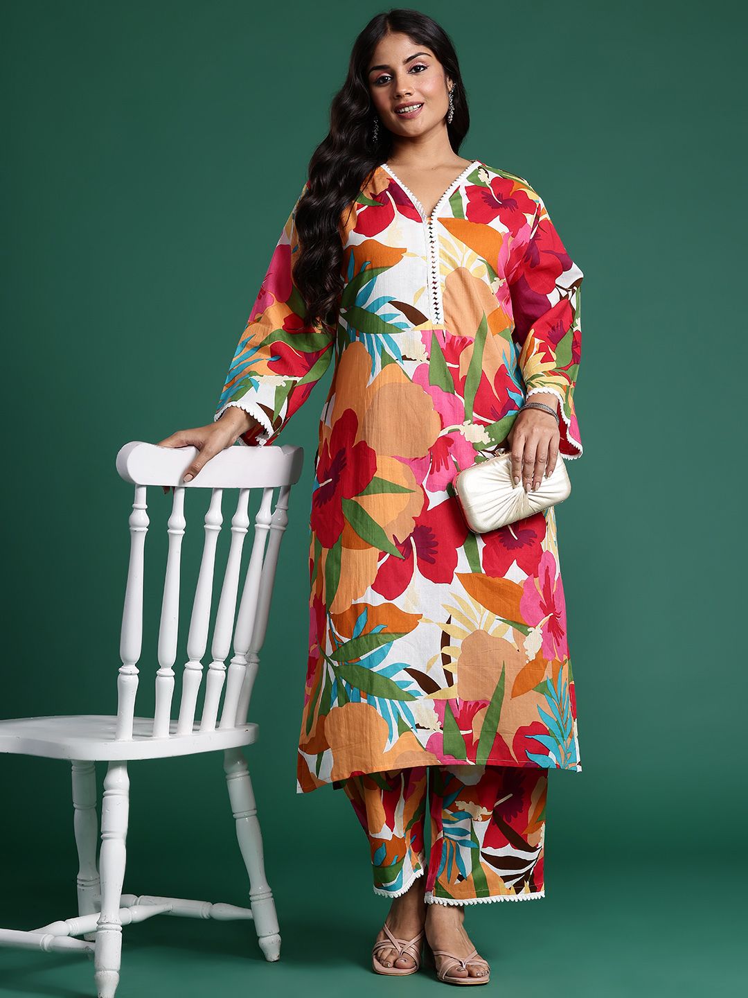 Indyancart IE Plus Size Floral Printed Pure Cotton Kurta with Trousers