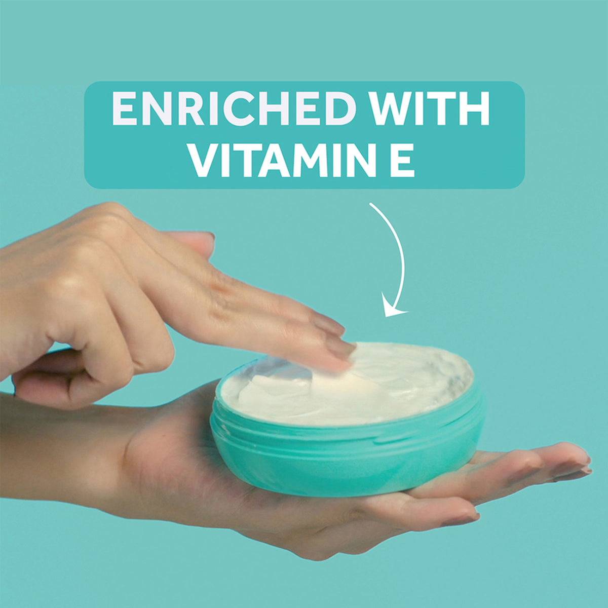 Ponds Light Moisturiser Non-Oily Fresh Feel With Vitamin E + Glycerine