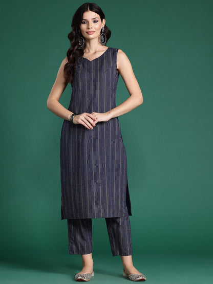 Indyancart IE Plus Size Printed Pure Cotton Kurta with Trousers