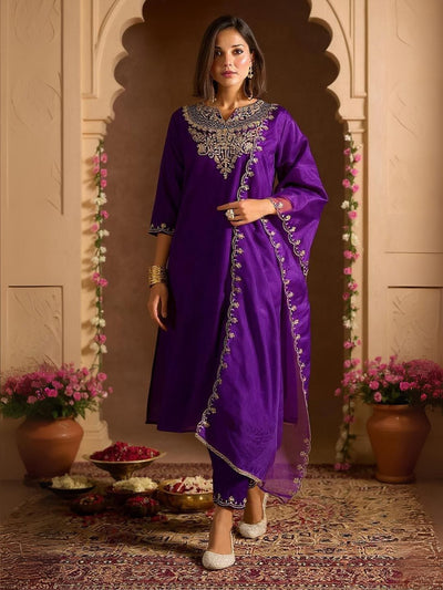 Indyancart IE Ethnic Motifs Embroidered Sequinned Straight Kurta With Trousers & Dupatta
