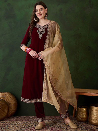 Indyancart SN Women's Zari Sequence Embroidered Straight Velvet Kurta Trousers With Dupatta