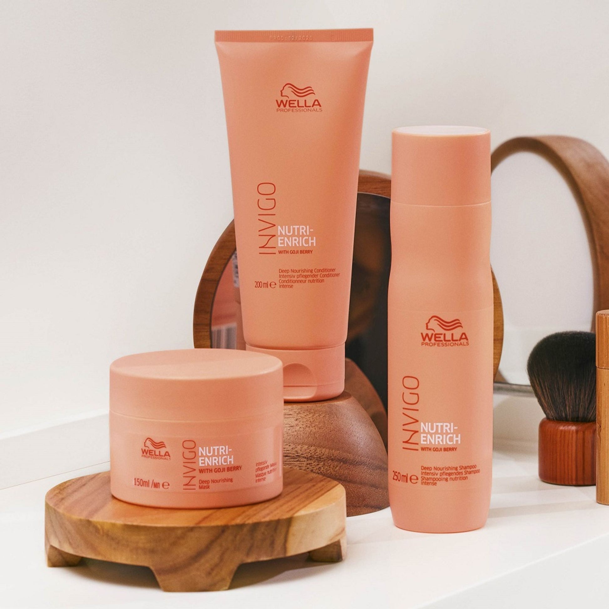 Wella Professionals Invigo Nutri Enrich Hair Mask For Dry, Frizzy & Damaged Hair with Goji Berry