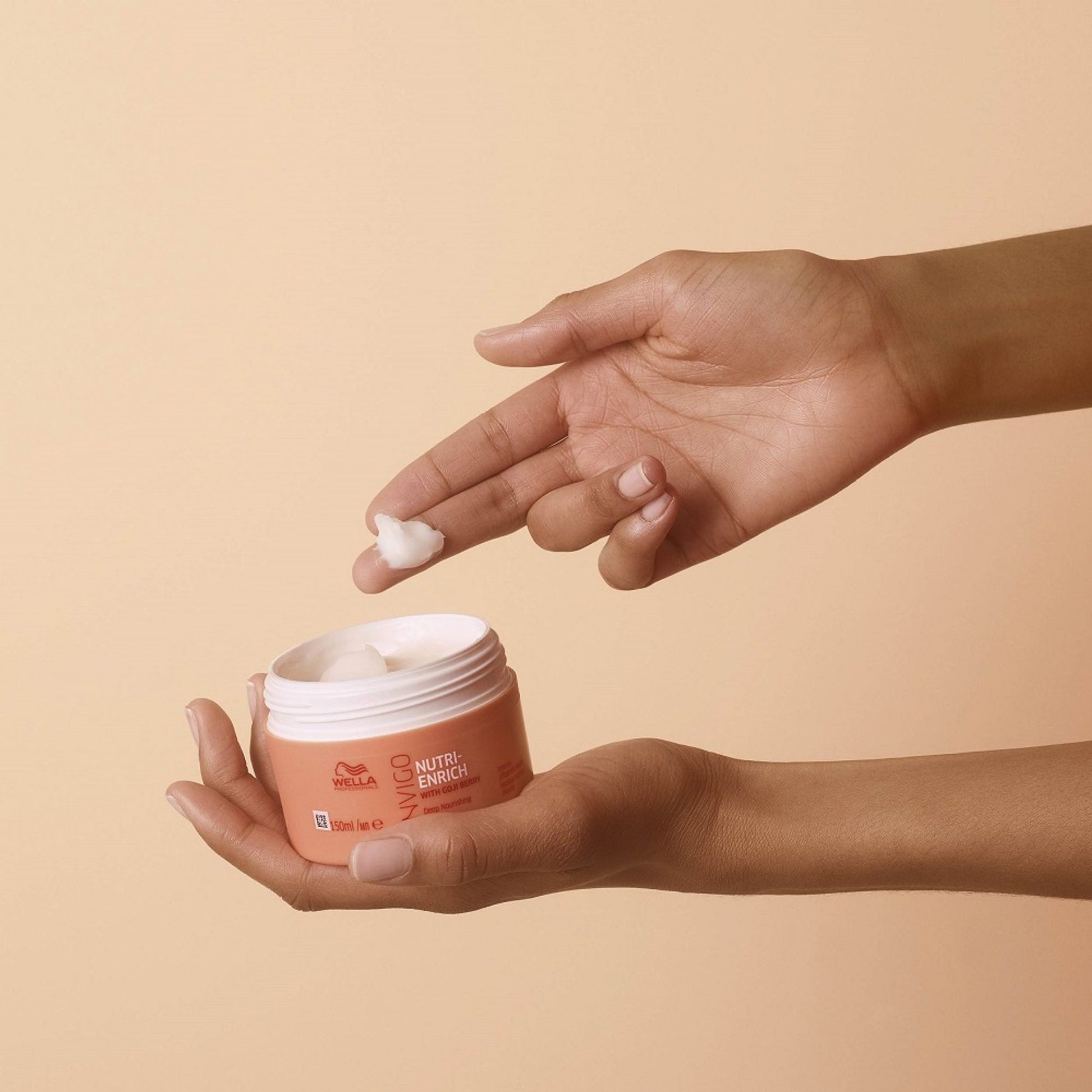 Wella Professionals Invigo Nutri Enrich Hair Mask For Dry, Frizzy & Damaged Hair with Goji Berry