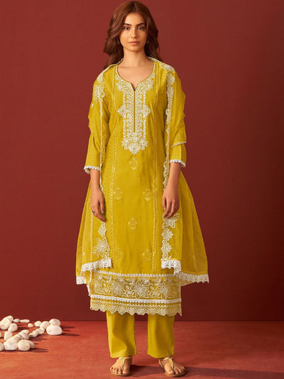 Indyancart IE Women Ethnic Motifs Embroidered Regular Thread Work Kurta Set