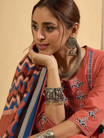 Indyancart IE Women Floral Embroidered Regular Pure Cotton Kurta with Trousers & Dupatta