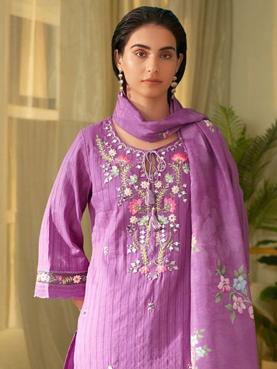 Indyancart IE Women Floral Embroidered Regular Thread Work Pure Cotton Kurta with Trousers & With Dupatta
