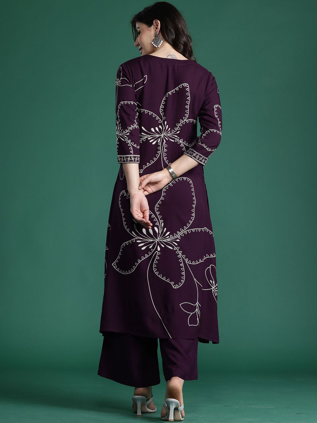 Dhiyona IE Embroidered Three-Quarter Sleeves Tunic With Palazzo