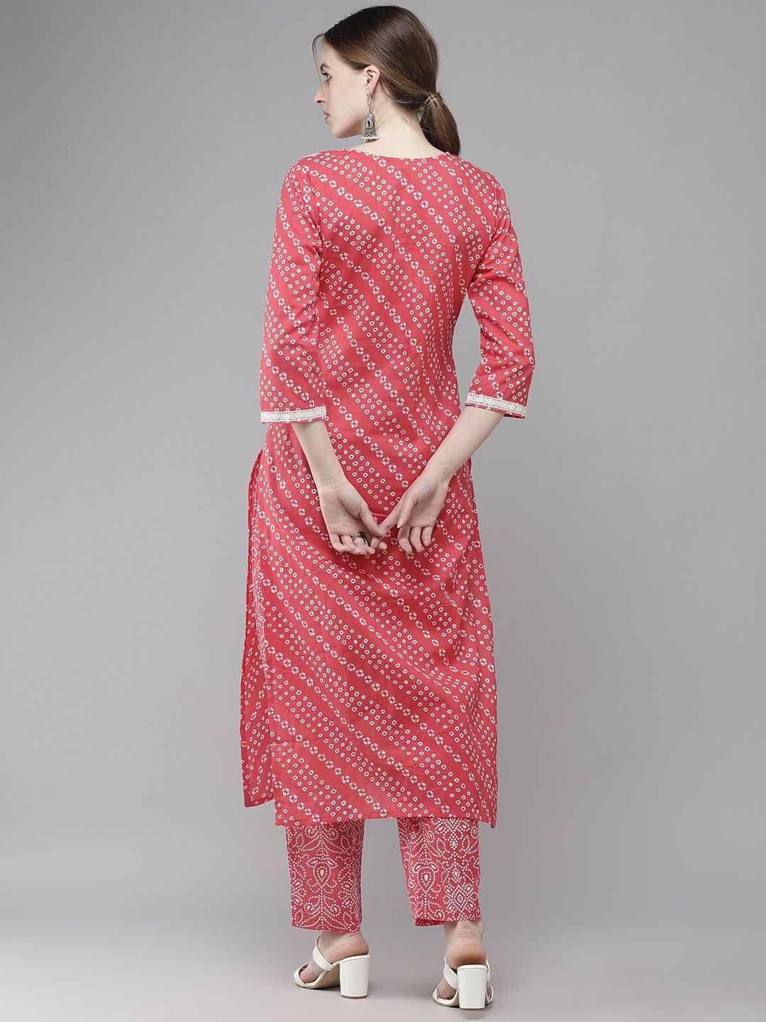 Indyancart IE Women Pink Bandhani Printed Regular Pure Cotton Kurta with Palazzos